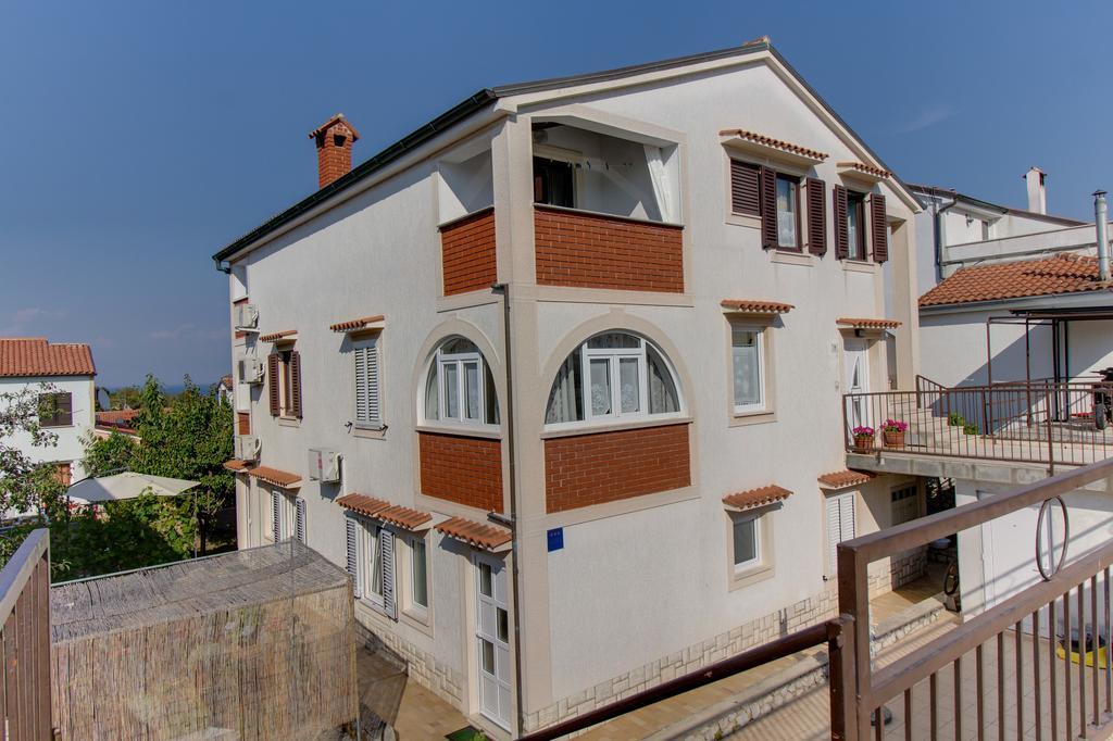 Apartment Nikolina Mali Lošinj Exterior foto